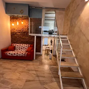 https://da-marieddu2-lovely-accommodation-in-catania-city.sicilyhotelsitaly.net